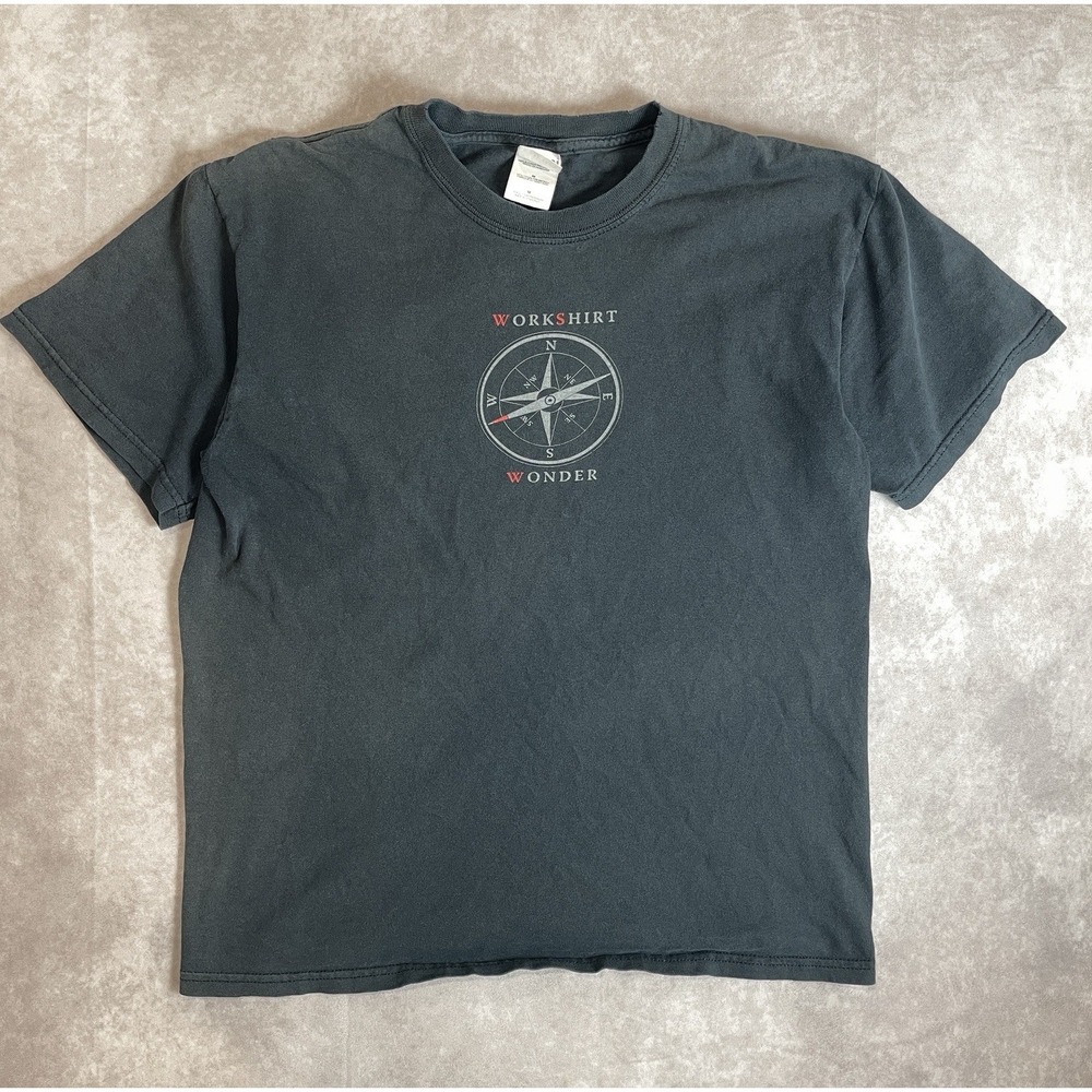 VINTAGE Compass Shirt Mens Medium Black Gildan Tee Casual Adventure Outdoor Y2K